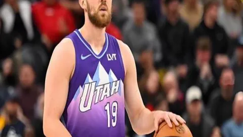 诺维奇主场对阵朴茨茅斯：英冠保级关键对决